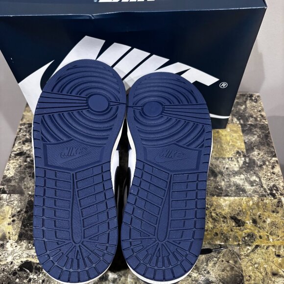 NIKE Men's Jordan 1 Retro High OG Midnight Navy SZ: 10 - Picture 11 of 15